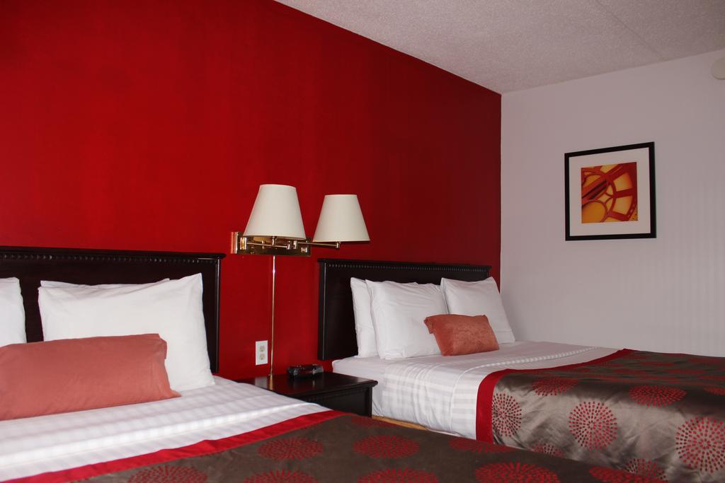 Ramada Limited Calgary YYC Exterior foto